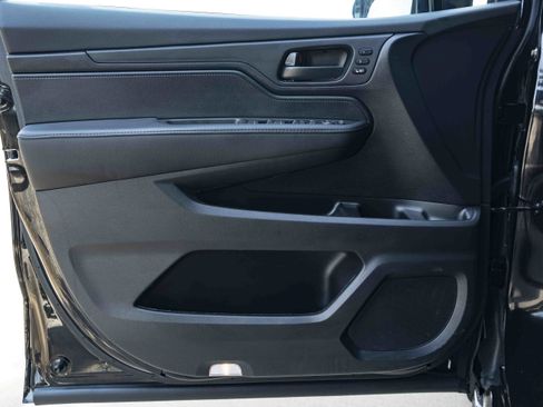 Used 2025 Honda Odyssey Sport-L image 38