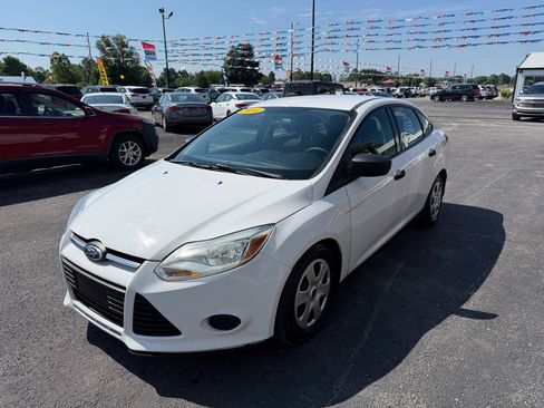 Used 2014 Ford Focus S FWD image 8