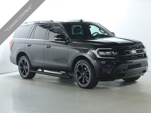 Used 2022 Ford Expedition Limited image 9