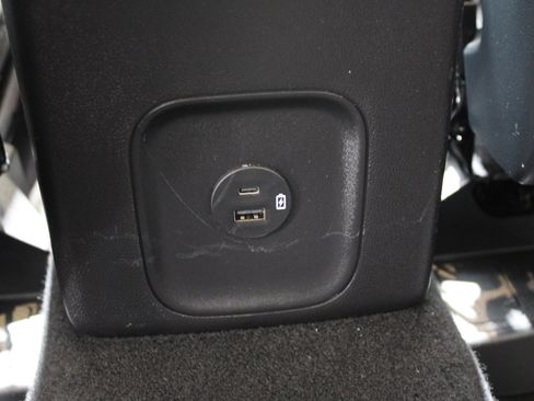 Used 2022 Ford Escape Titanium w/ Titanium Elite Package image 27