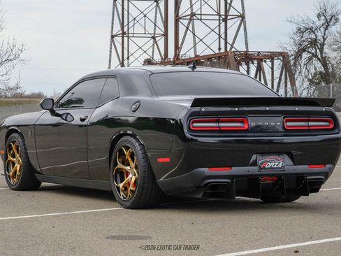 Used 2016 Dodge Challenger SRT Hellcat image 6