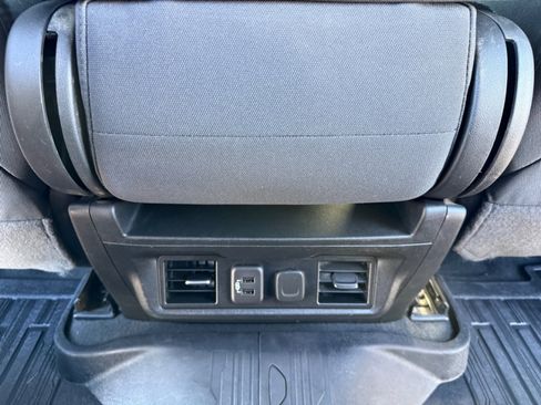 Used 2023 GMC Sierra 2500 SLE image 29