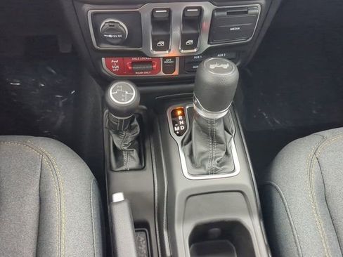 New 2025 Jeep Wrangler Sport AWD/4WD image 18