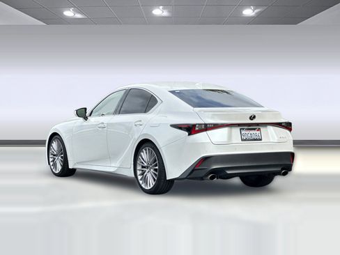 Certified 2022 Lexus IS 300 w/ Premium Package RWD image 3