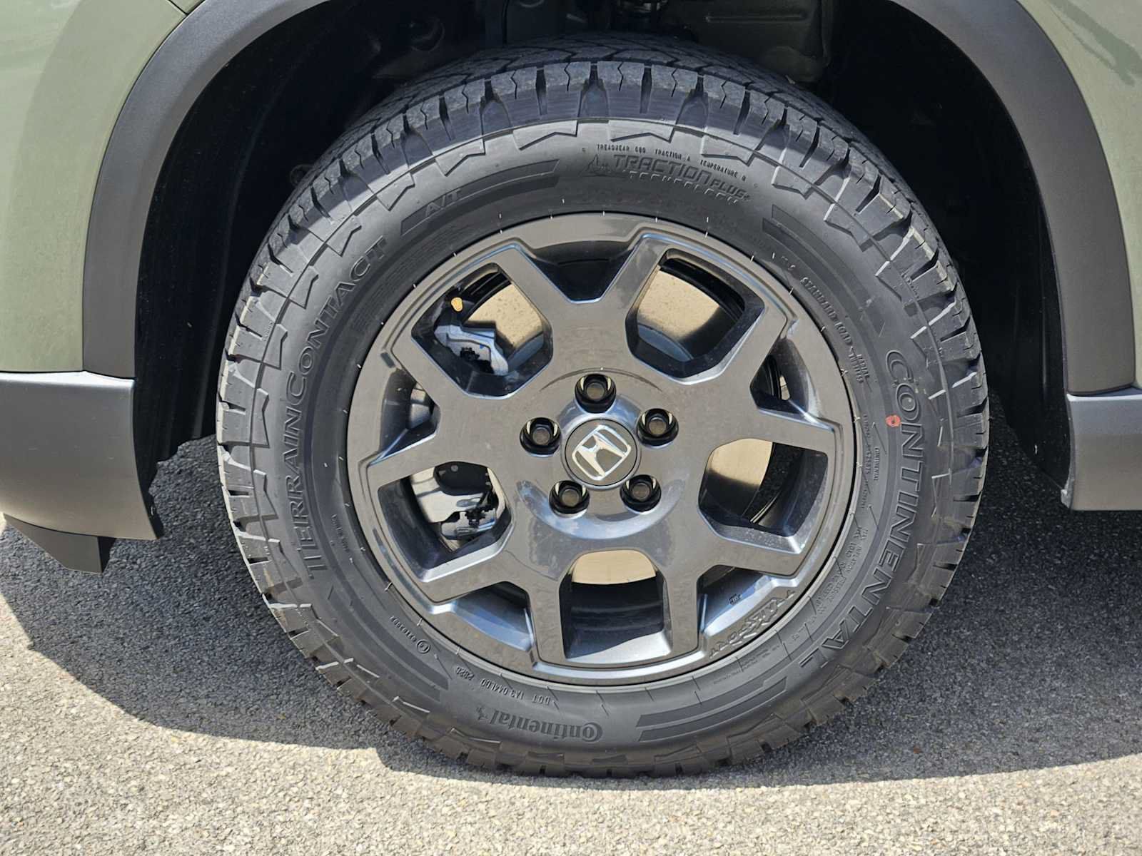 New 2026 Honda Pilot TrailSport image 8