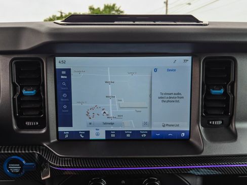 Used 2024 Ford Bronco Black Diamond AWD/4WD image 42