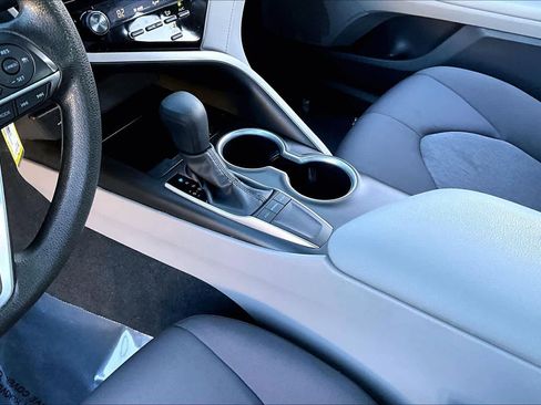 Used 2024 Toyota Camry LE image 16