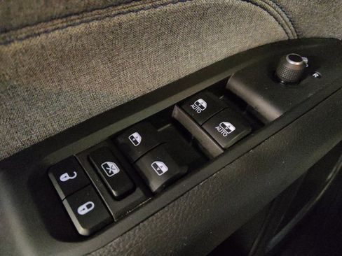 Used 2024 Jeep Compass Sport AWD/4WD image 27