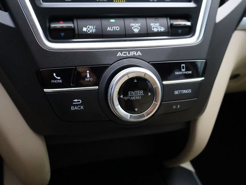 Used 2018 Acura MDX FWD image 25