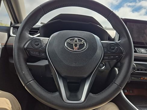 Used 2024 Toyota RAV4 Adventure AWD/4WD image 22
