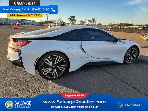 Used 2015 BMW i8 Coupe image 4
