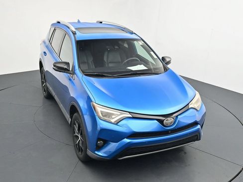 Used 2017 Toyota RAV4 SE w/ Advanced Technology Package AWD/4WD image 10