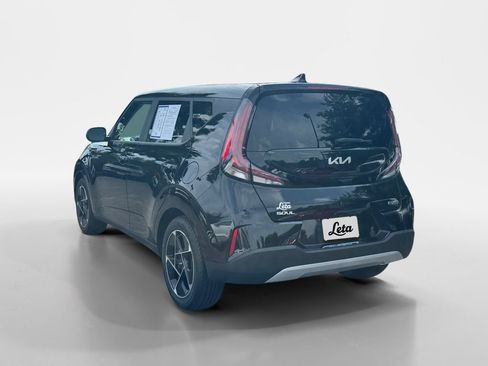 Used 2023 Kia Soul EX FWD image 6