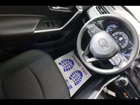 Used 2025 Toyota RAV4 XLE image 20