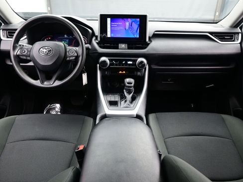 Used 2024 Toyota RAV4 LE image 16