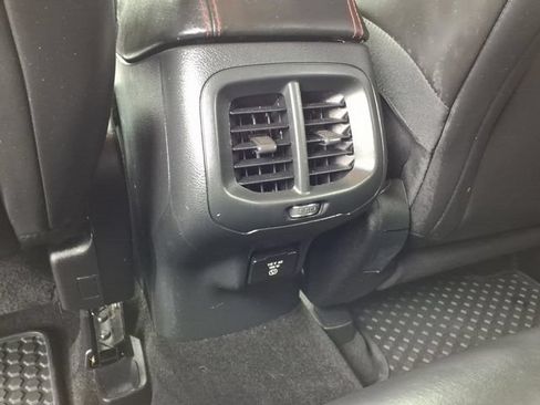 Used 2016 Jeep Cherokee Trailhawk w/ Leather Interior Group AWD/4WD image 11