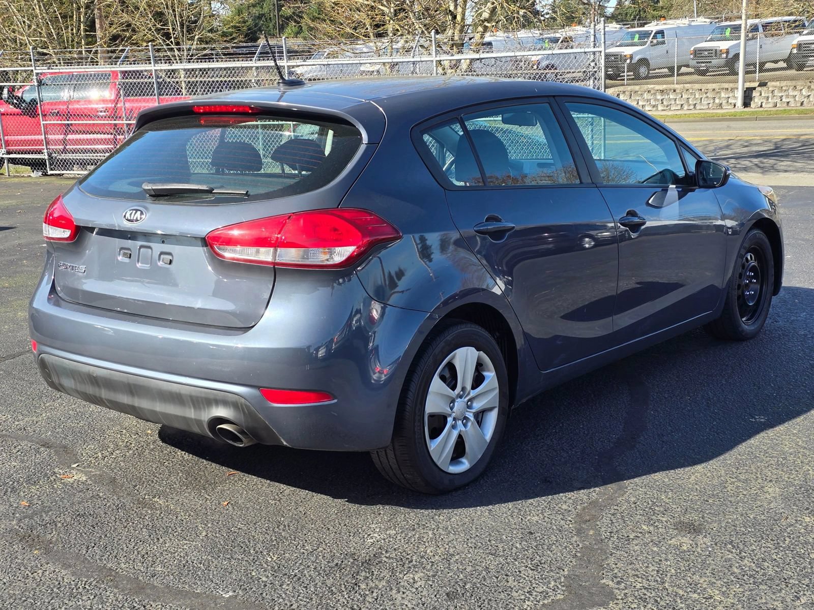 Used 2016 Kia Forte LX FWD image 5