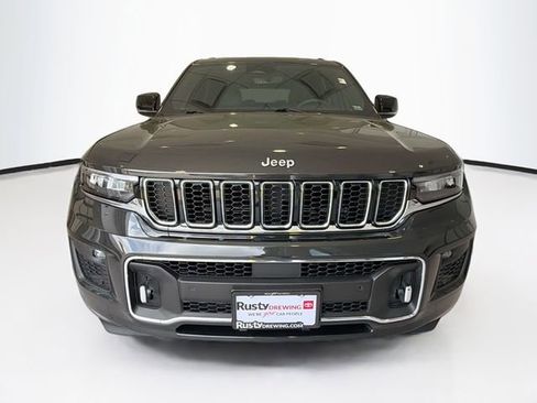 Used 2023 Jeep Grand Cherokee L Overland image 2