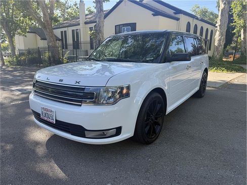 Used 2019 Ford Flex SEL w/ Equipment Group 202A FWD image 3