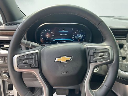 Used 2024 Chevrolet Tahoe Premier w/ Premium Package 2 AWD/4WD image 12