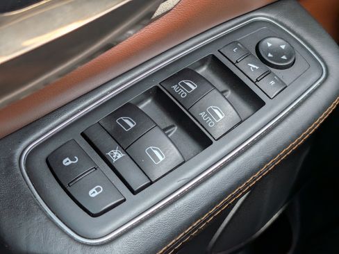 Used 2019 RAM 1500 Limited AWD/4WD image 23
