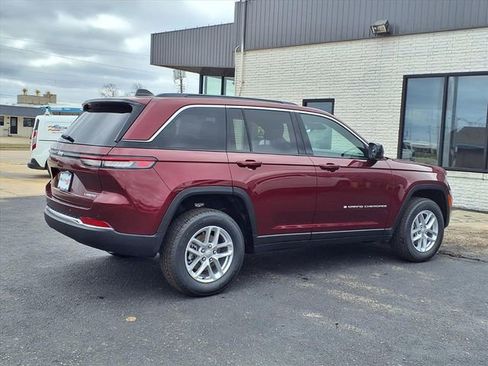 New 2026 Jeep Grand Cherokee Laredo AWD/4WD image 20
