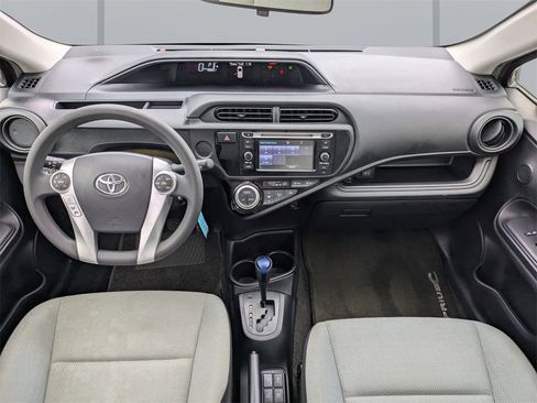 Used 2015 Toyota Prius C Four image 14