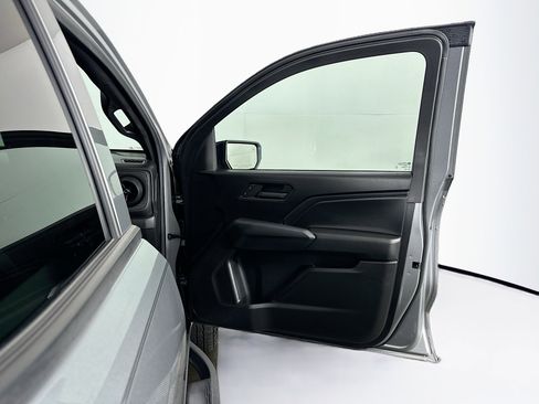 Used 2024 Chevrolet Colorado Trail Boss w/ Advanced Trailering Package image 31