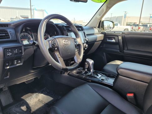 Used 2022 Toyota 4Runner TRD Pro AWD/4WD image 10