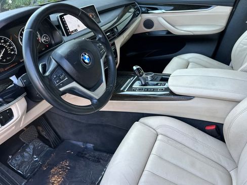 Used 2018 BMW X5 xDrive40e image 11