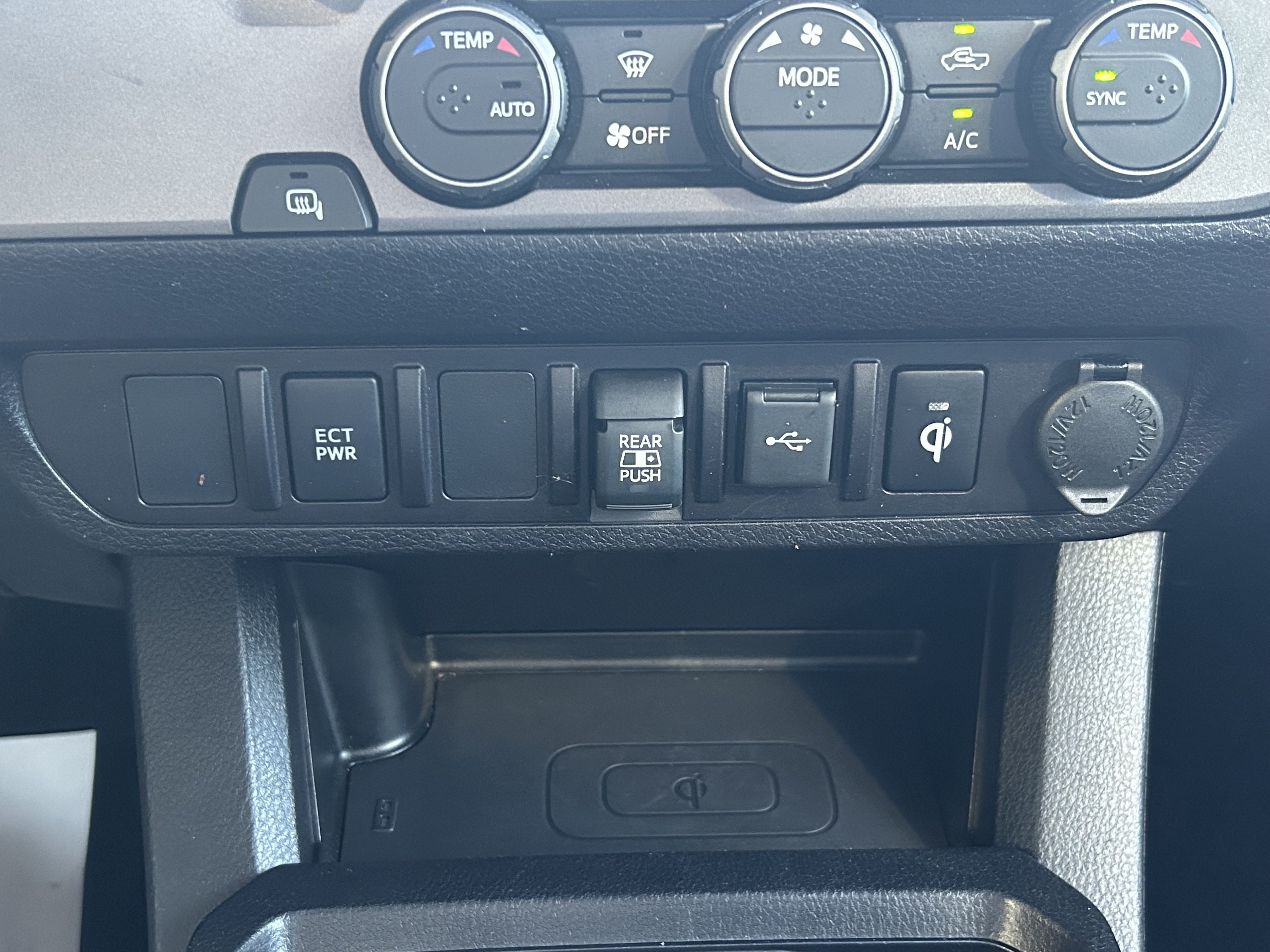 Used 2021 Toyota Tacoma TRD Sport RWD image 29