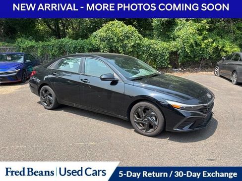 Certified 2026 Hyundai Elantra Sport FWD image 4