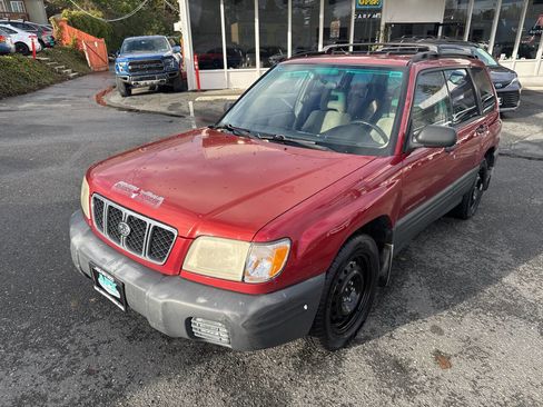 Used 2001 Subaru Forester L image 1