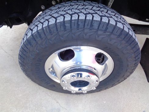 Used 2023 Ford F350 Lariat w/ Lariat Ultimate Package image 60