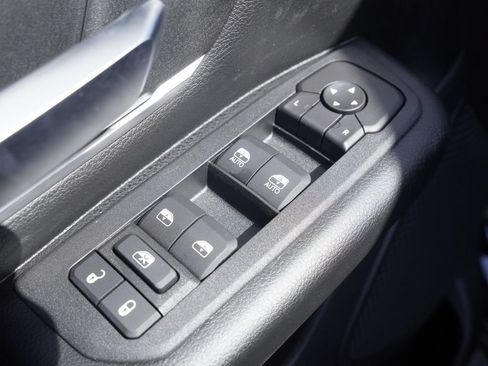 New 2026 RAM 1500 4x4 Crew Cab image 12