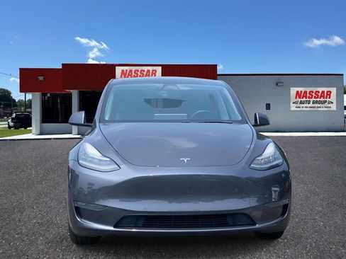 Used 2020 Tesla Model Y Long Range AWD/4WD image 2