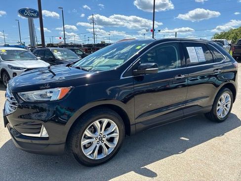 Used 2022 Ford Edge Titanium w/ Class II Trailer Tow Package AWD/4WD image 3