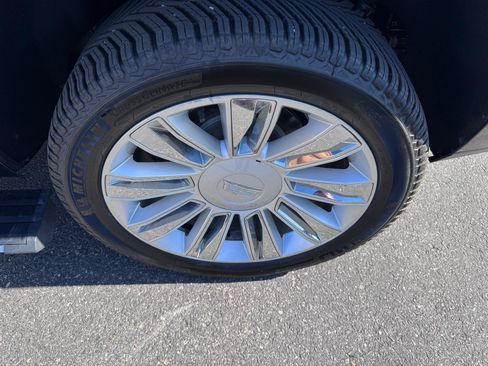 Used 2017 Cadillac Escalade Platinum AWD/4WD image 47