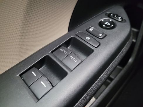 Used 2018 Honda Civic Sport image 27