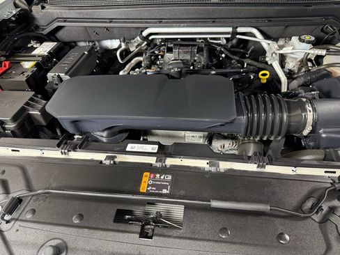 Used 2024 Chevrolet Colorado LT w/ LT Convenience Package RWD image 29