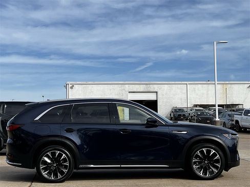 Used 2025 MAZDA CX-90 Plug-In Hybrid w/ Premium Plus image 3