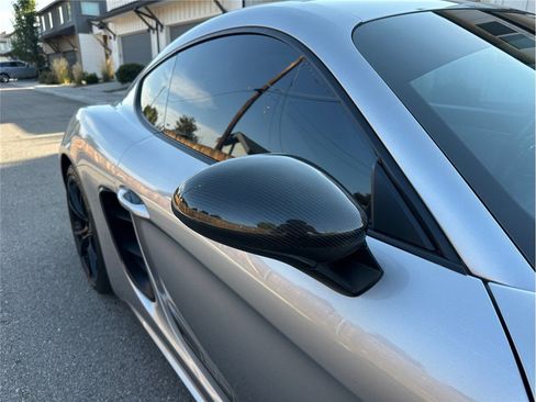 Used 2017 Porsche 718 Cayman RWD image 49