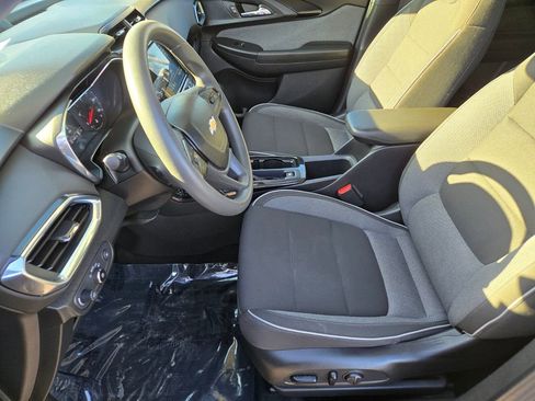 Used 2021 Chevrolet TrailBlazer LT w/ Convenience Package AWD/4WD image 10