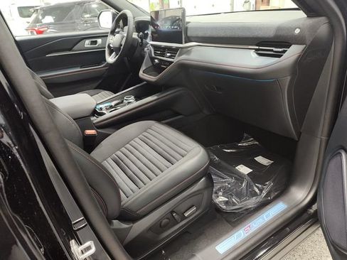 New 2026 Ford Explorer ST-Line w/ ST-Line Street Pack AWD/4WD image 27