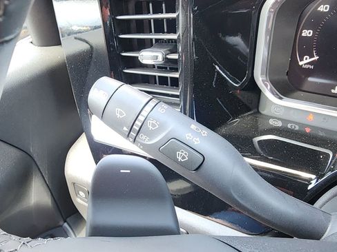 New 2026 GMC Sierra 1500 SLT AWD/4WD image 23