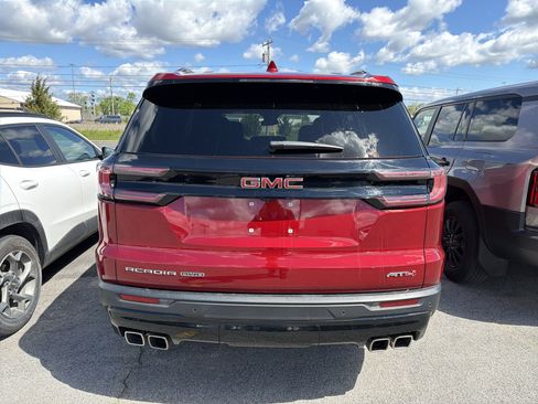 Used 2025 GMC Acadia AT4 AWD/4WD image 6