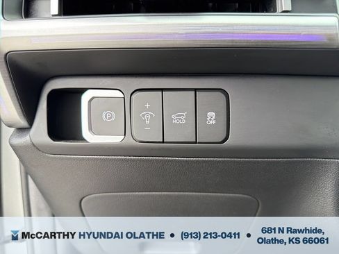 Certified 2024 Hyundai Santa Fe Limited FWD image 31