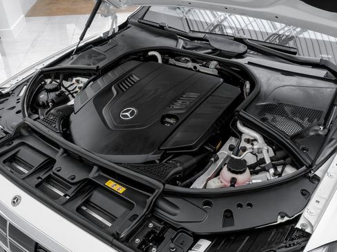 Used 2022 Mercedes-Benz S 580 4MATIC Sedan image 46
