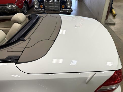 Used 2008 Mercedes-Benz SL 550 image 33