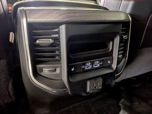 Used 2025 RAM 2500 Laramie AWD/4WD image 14